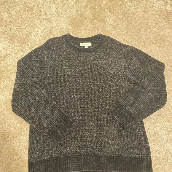 Urban outfitters sweater worn once - Picture 2 of 4